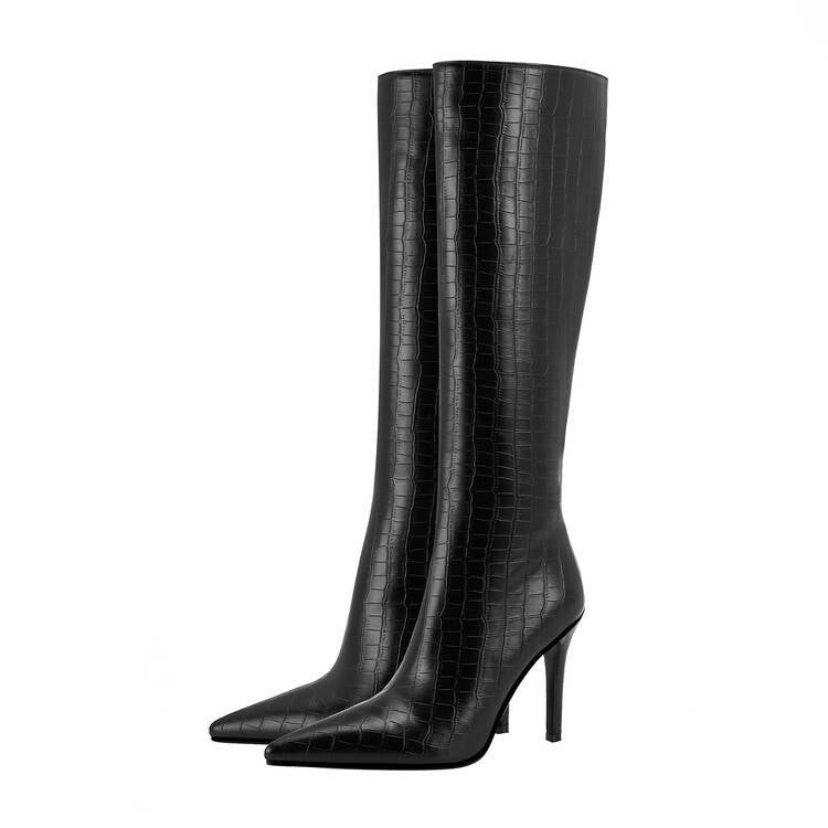Schwarze Stiletto-Stiefel mit spitzer Zehenpartie und Karomuster