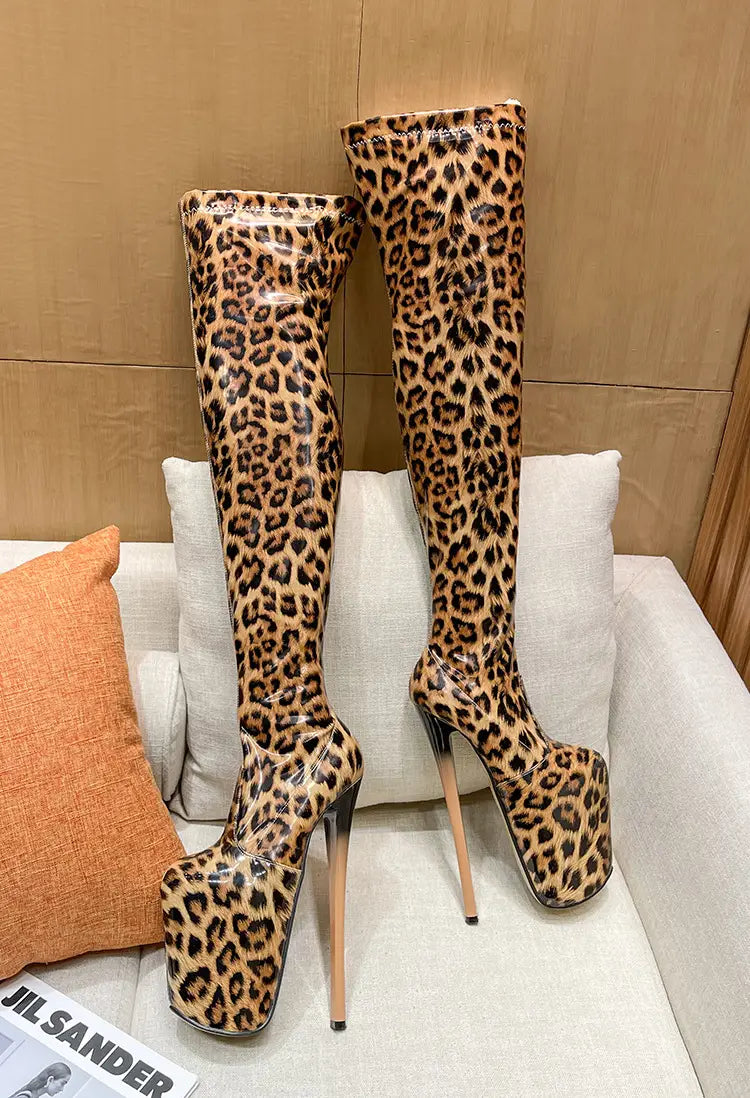 Bottes à talons hauts extensibles à imprimé léopard