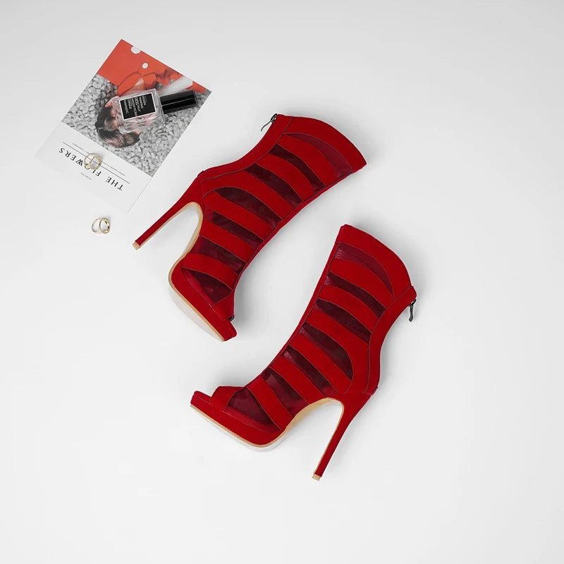Bottes de couleur unie à haut talon et à bouche de poisson Jusqu'à une taille Uk 14,