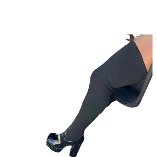 Strickstiefel mit runder Zehenpartie, dickem Absatz und Overknee-Sohle 