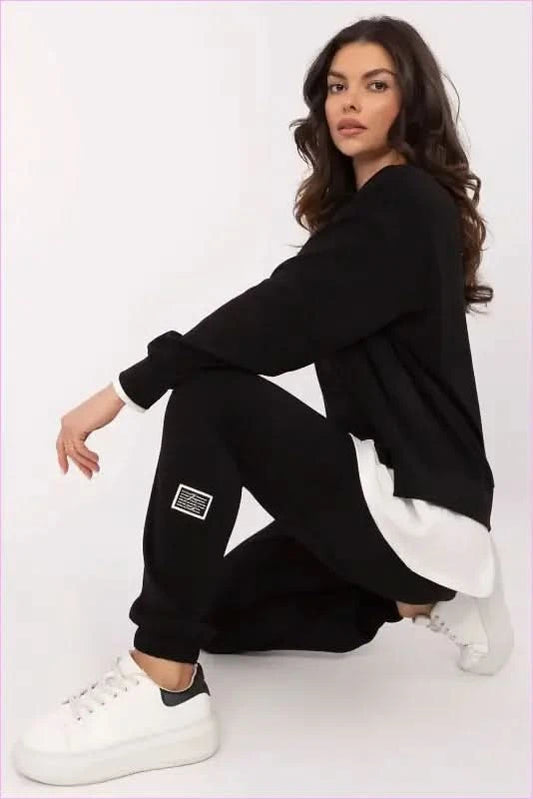 Casual Comfort Tracksuit for Women Fashion Style Relevance
