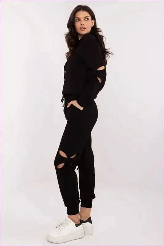 Comfortable Fashion Tracksuit with Decorative Ties NM