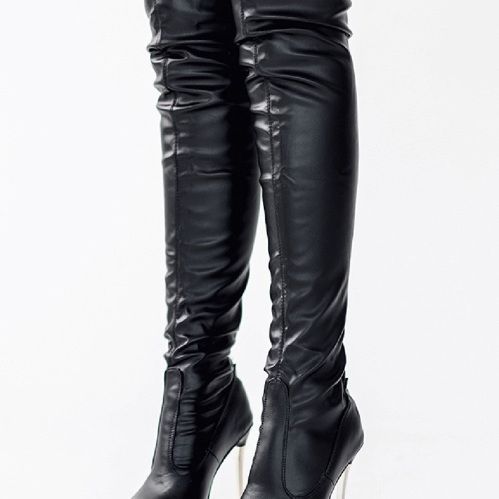 Damenstiefel mit hohem Absatz und spitzer Zehenpartie, über dem Oberschenkel 