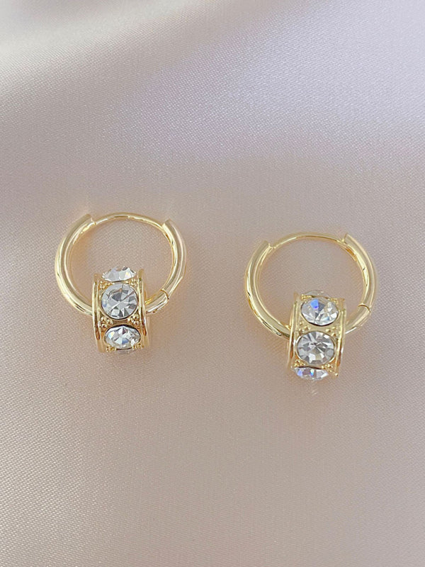 Neue schlichte und vielseitige Diamant-Creolen 