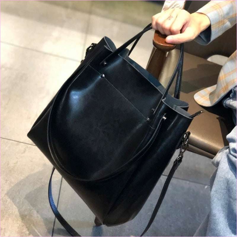 Ladies Genuine Leather Large Capacity Shoulder Bag