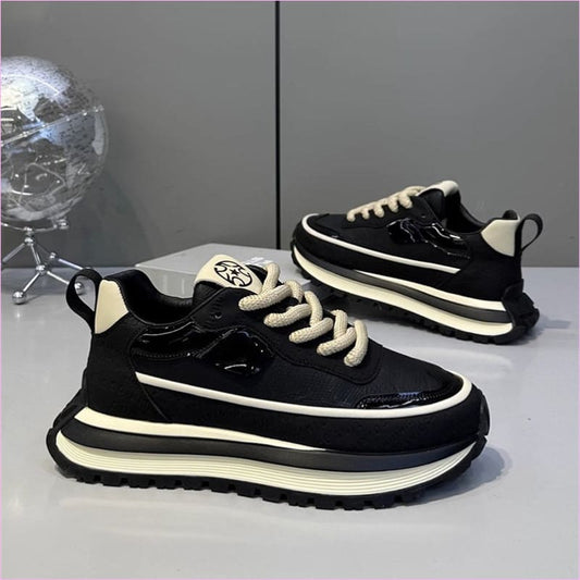 Lightweight Casual Shoes for Men with Innovative Design